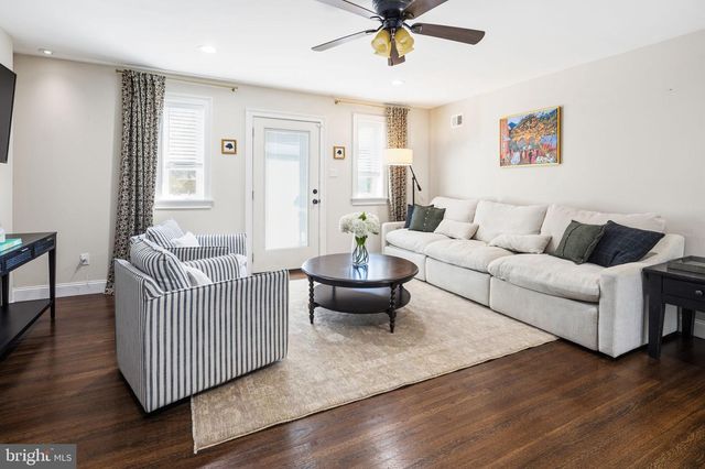 7529 VALLEY AVE, Philadelphia, PA 19128