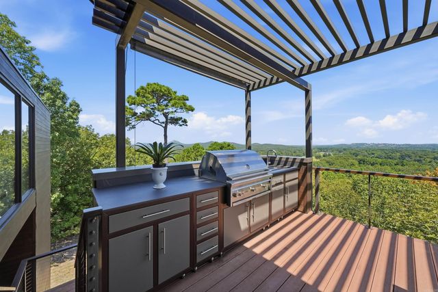 13820 Beau Vue Drive, Little Rock, AR 72223