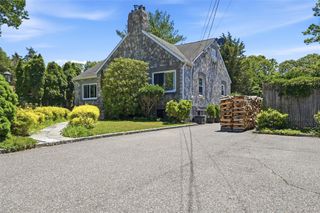 26 Hickory Road, Rocky Point, NY 11778