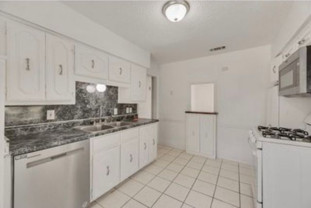 611 Wilson Court, Duncanville, TX 75137