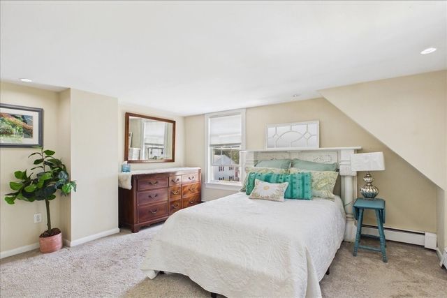 74 Park Ave W 74, Weymouth, MA 02190