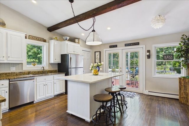 74 Park Ave W 74, Weymouth, MA 02190