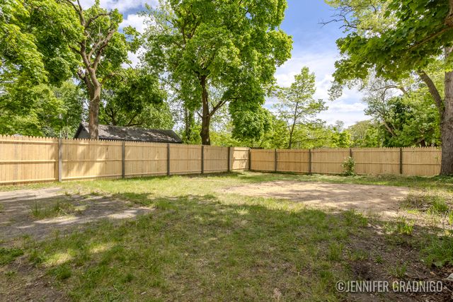 514 N Park Street NE, Grand Rapids, MI 49525