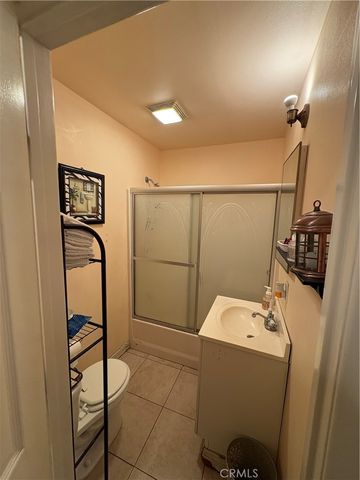223 S Kern, Los Angeles, CA 90022