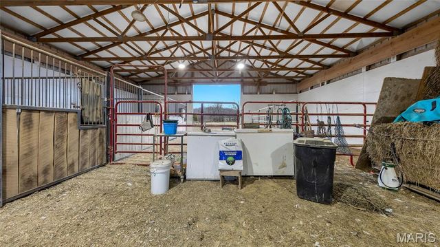 3700 State Road V, De Soto, MO 63020