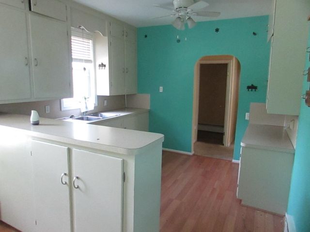 6209 E Atherton Road, Burton, MI 48519
