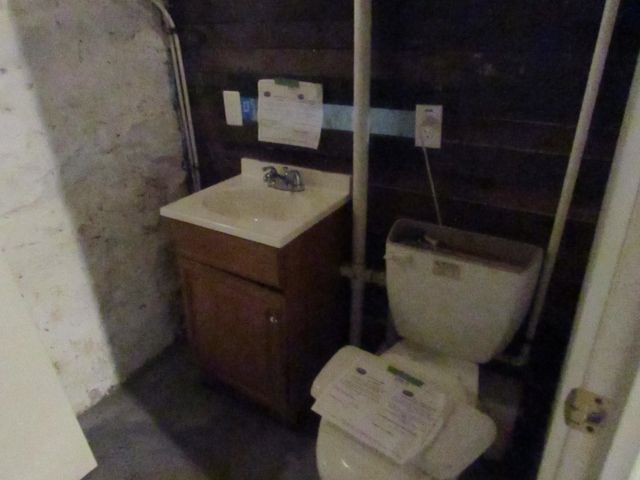 6209 E Atherton Road, Burton, MI 48519