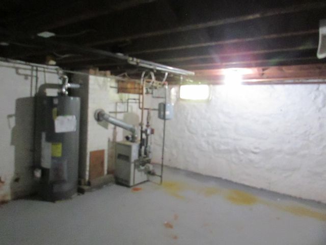 6209 E Atherton Road, Burton, MI 48519