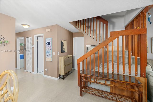 2701 SW 58th Mnr F, Dania Beach, FL 33312