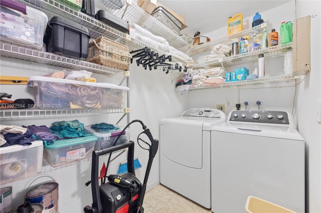 2701 SW 58th Mnr F, Dania Beach, FL 33312