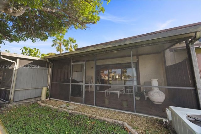 2701 SW 58th Mnr F, Dania Beach, FL 33312