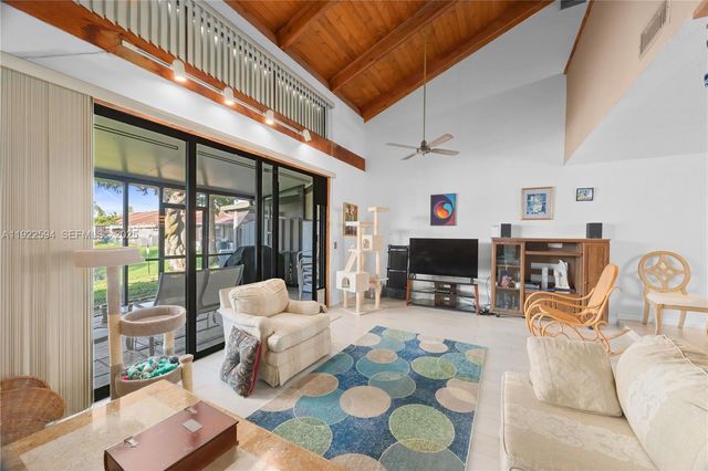 2701 SW 58th Mnr F, Dania Beach, FL 33312