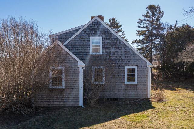 42 Champlain Road, Chatham, MA 02633