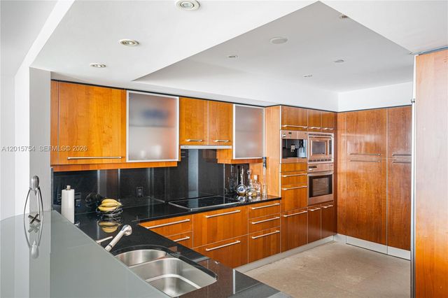 1331 Brickell Bay Dr 4003, Miami, FL 33131