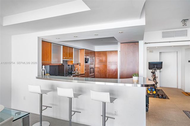1331 Brickell Bay Dr 4003, Miami, FL 33131