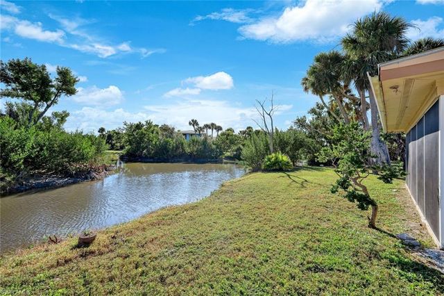 4619 Rue Bayou, Sanibel, FL 33957