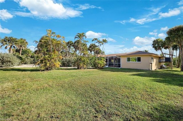 4619 Rue Bayou, Sanibel, FL 33957