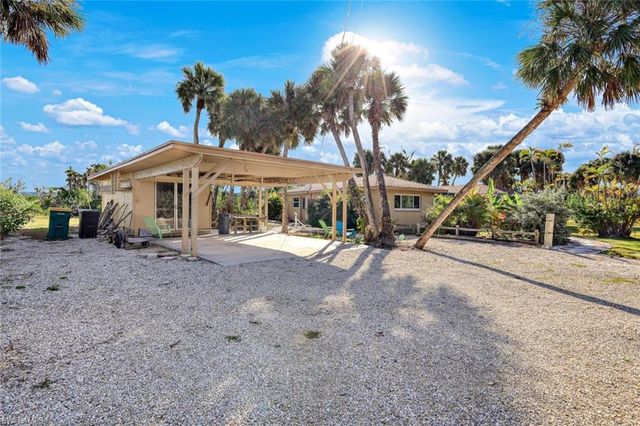 4619 Rue Bayou, Sanibel, FL 33957