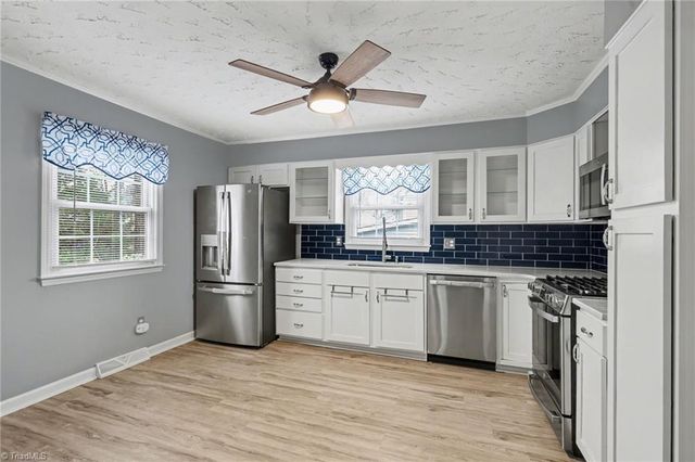 4518 Oak Hollow Drive, High Point, NC 27265