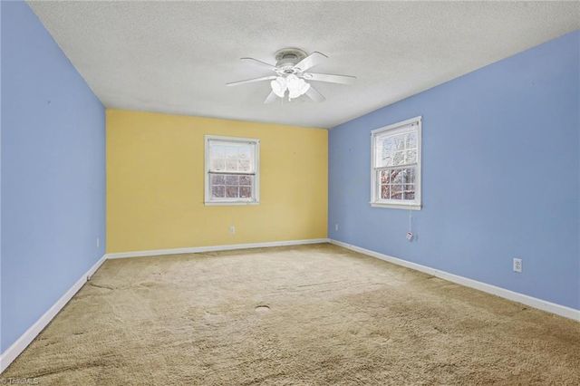 4518 Oak Hollow Drive, High Point, NC 27265