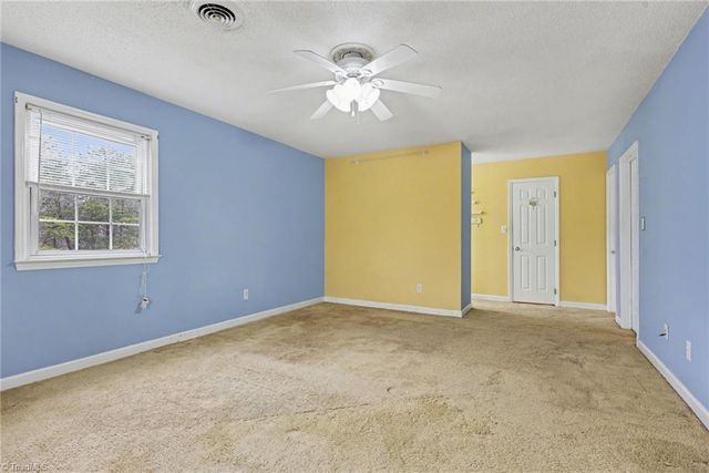 4518 Oak Hollow Drive, High Point, NC 27265