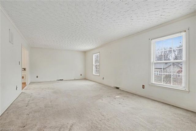 4518 Oak Hollow Drive, High Point, NC 27265