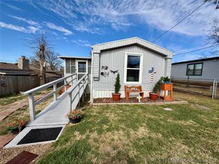 18 W Elm Drive, Salina, OK 74365