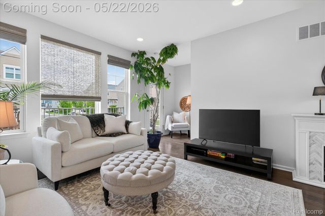 238 Center Boulevard, Wixom, MI 48393