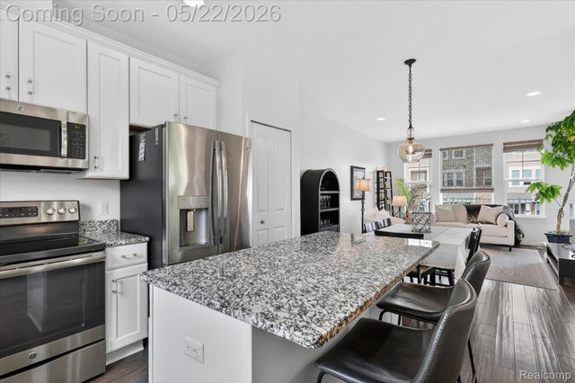 238 Center Boulevard, Wixom, MI 48393