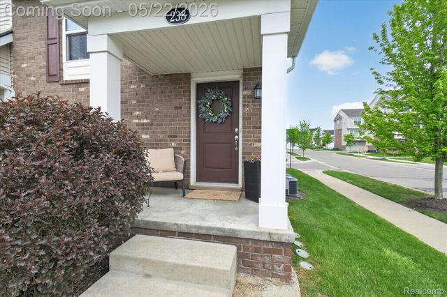 238 Center Boulevard, Wixom, MI 48393