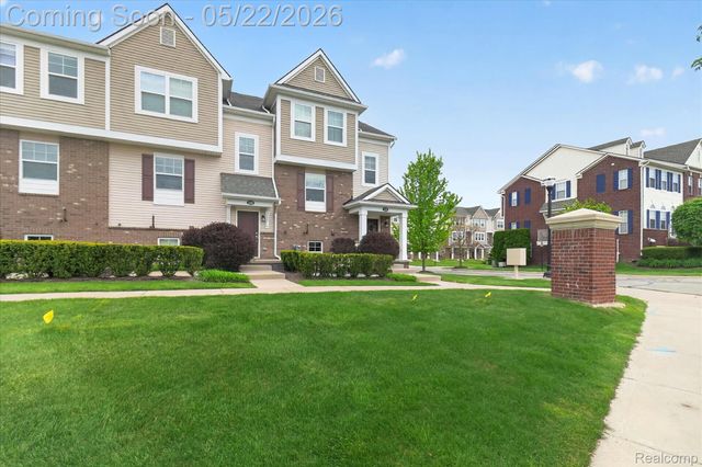 238 Center Boulevard, Wixom, MI 48393