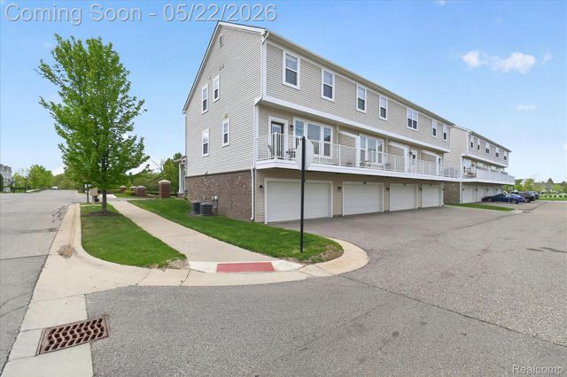 238 Center Boulevard, Wixom, MI 48393