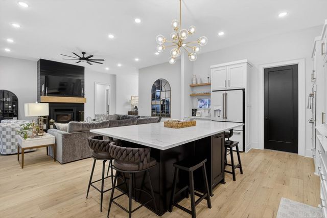810 Caddo Drive, Benton, AR 72019
