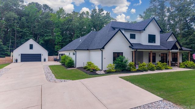 810 Caddo Drive, Benton, AR 72019