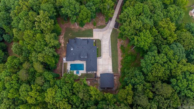 810 Caddo Drive, Benton, AR 72019