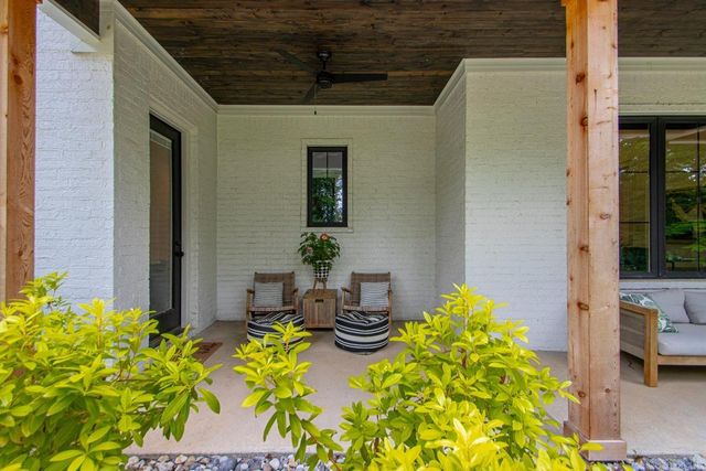 810 Caddo Drive, Benton, AR 72019