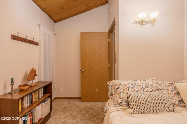 2571 Doc John Drive, Fairbanks, AK 99709