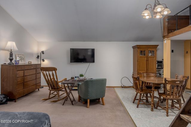2571 Doc John Drive, Fairbanks, AK 99709
