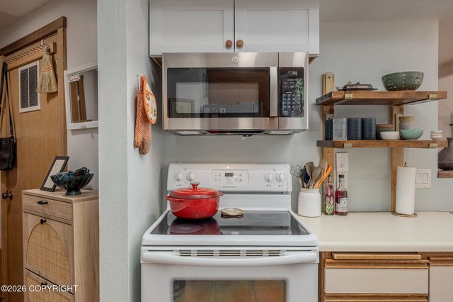 2571 Doc John Drive, Fairbanks, AK 99709