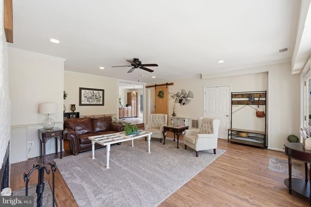 19608 GOTT ST, Poolesville, MD 20837