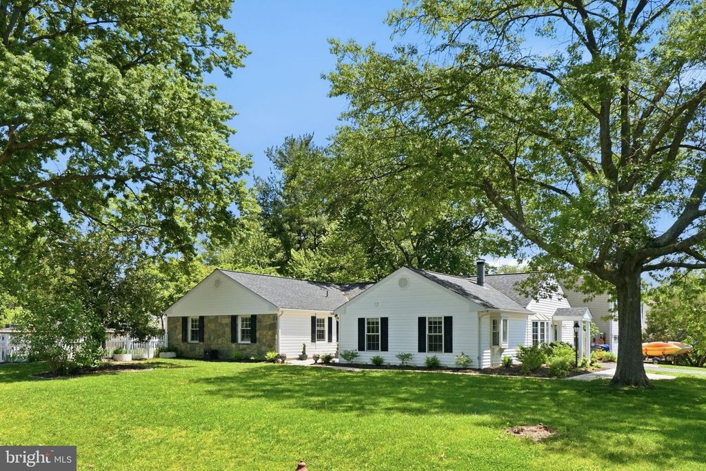 19608 GOTT ST, Poolesville, MD 20837