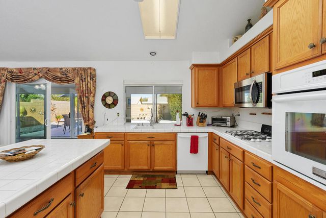 77730 Missouri Drive, Palm Desert, CA 92211