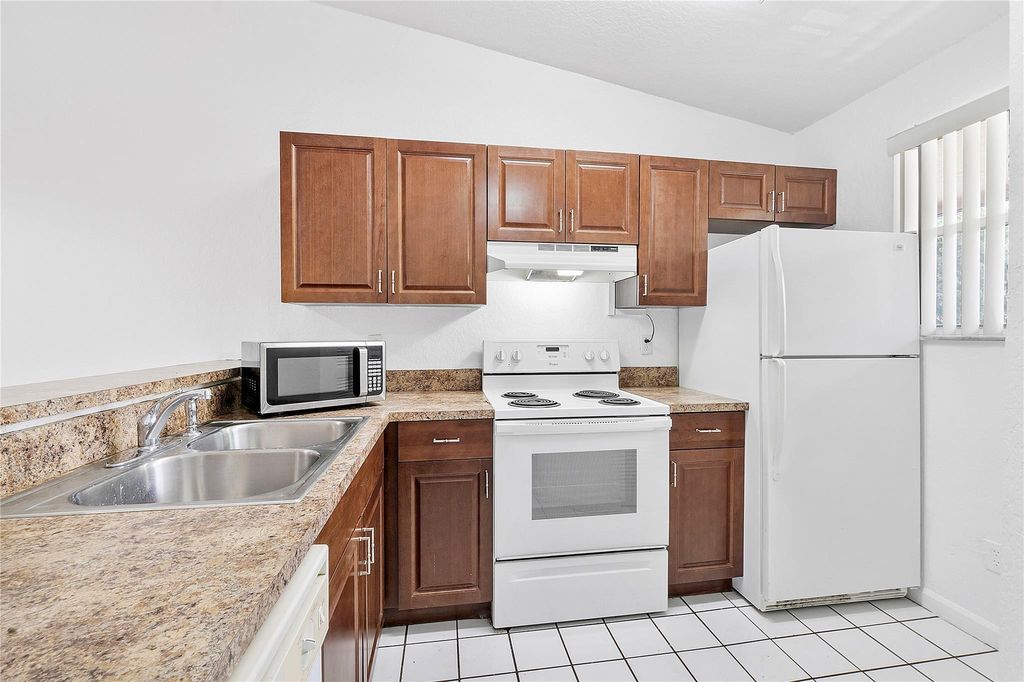 3562 NW 91st Lane 3562, Sunrise, FL 33351