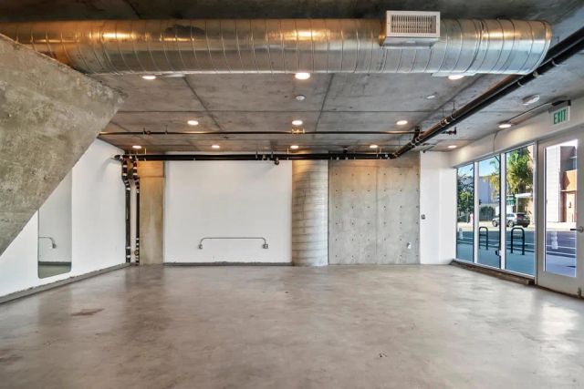 5750 Hollywood Boulevard 236, Los Angeles, CA 90028