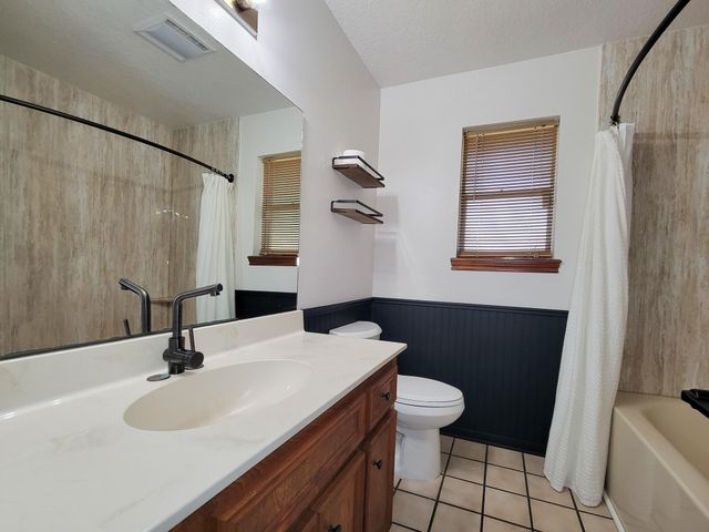 10282 Valley Drive S, Willis, TX 77318