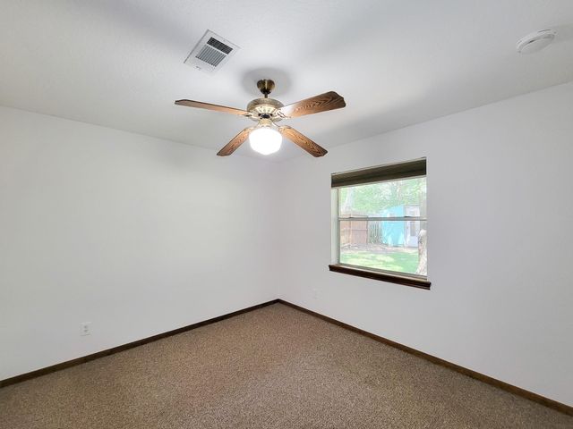10282 Valley Drive S, Willis, TX 77318