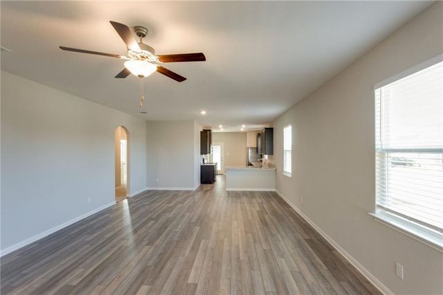 292 MOUNT VERNON WAY, Liberty Hill, TX 78642