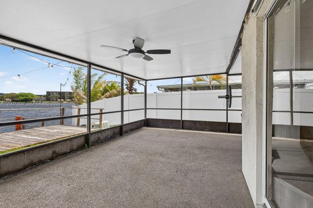 11804 NW 13th St 11804, Pembroke Pines, FL 33026