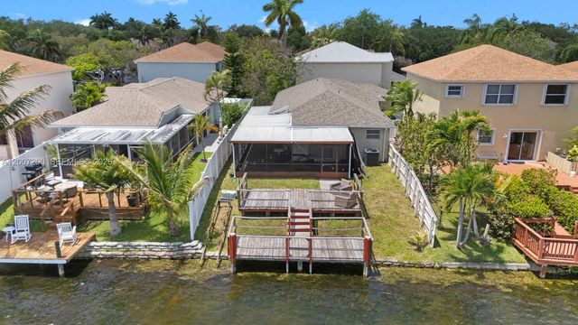 11804 NW 13th St 11804, Pembroke Pines, FL 33026