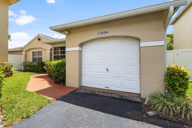 11804 NW 13th St 11804, Pembroke Pines, FL 33026